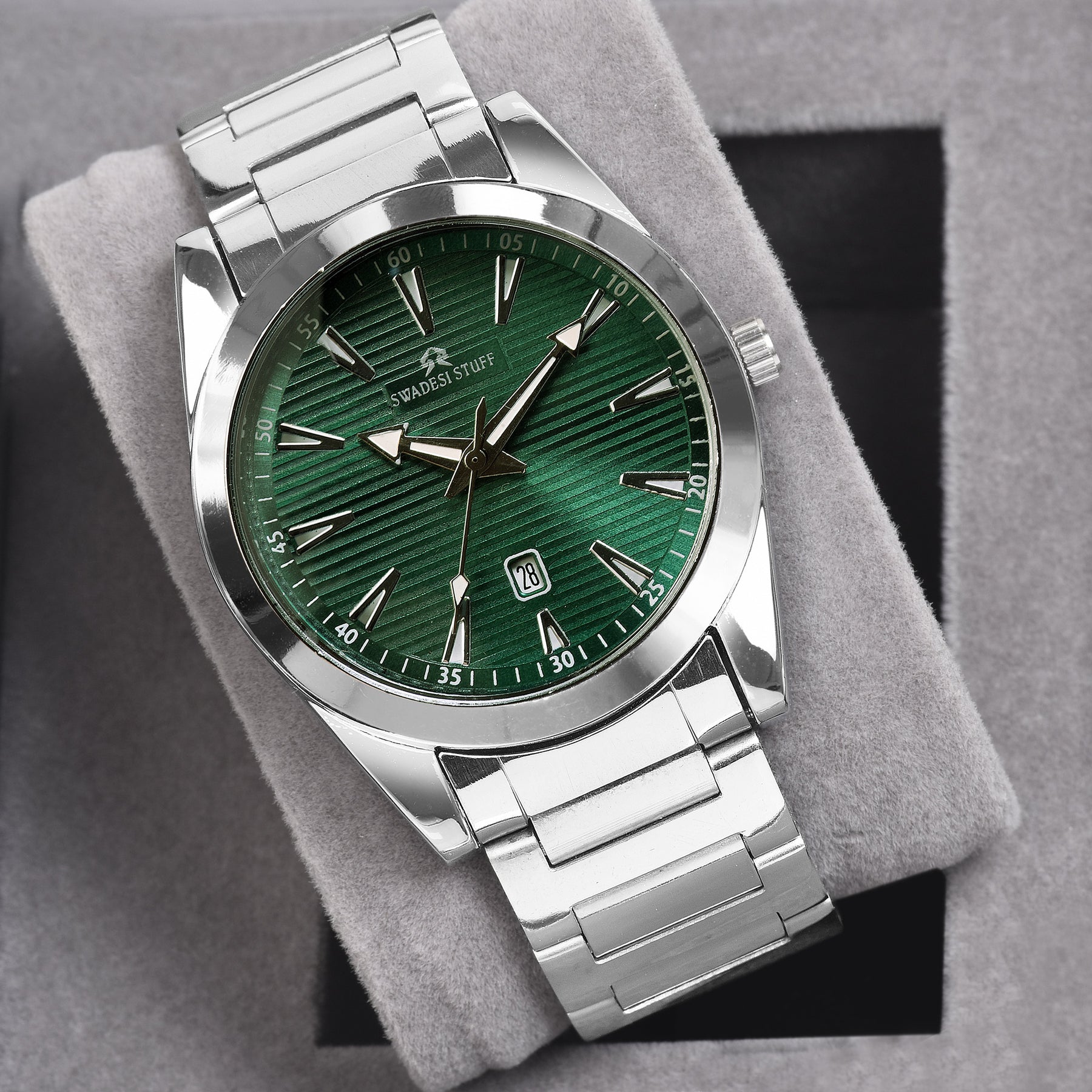 Titan Edge Mens Watch