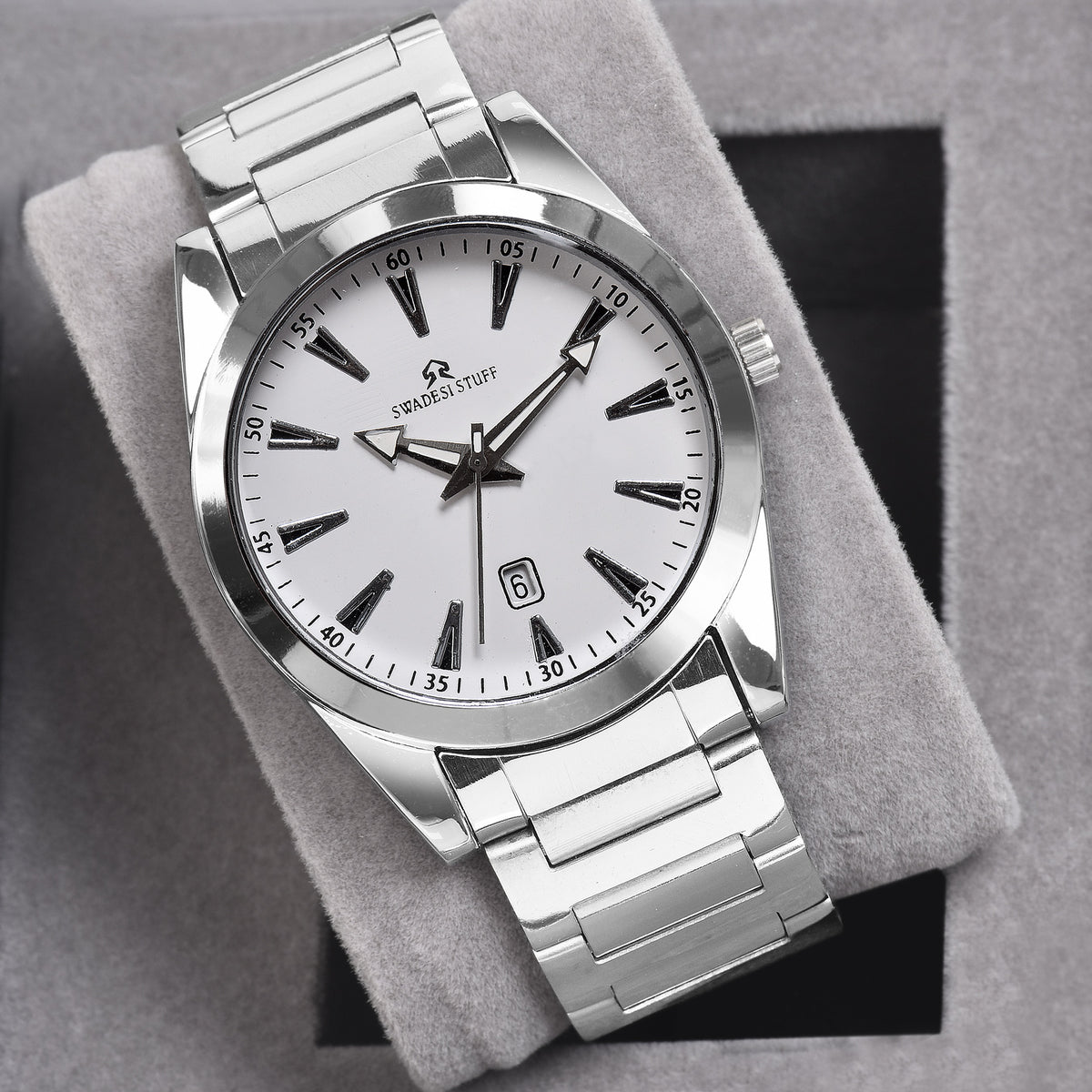 Titan Edge Mens Watch